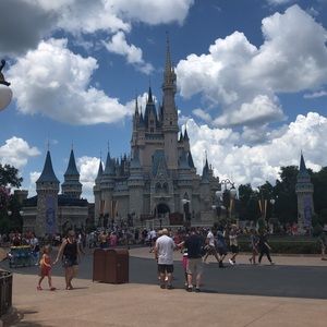 Meet your Posher, Jules